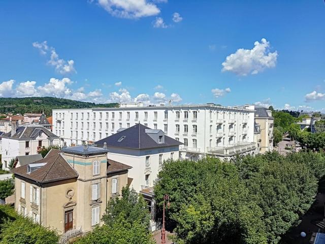 Vittel Spacieux 2 Pieces Renove - Confortable - Vue - 200 Metres Thermes Екстер'єр фото